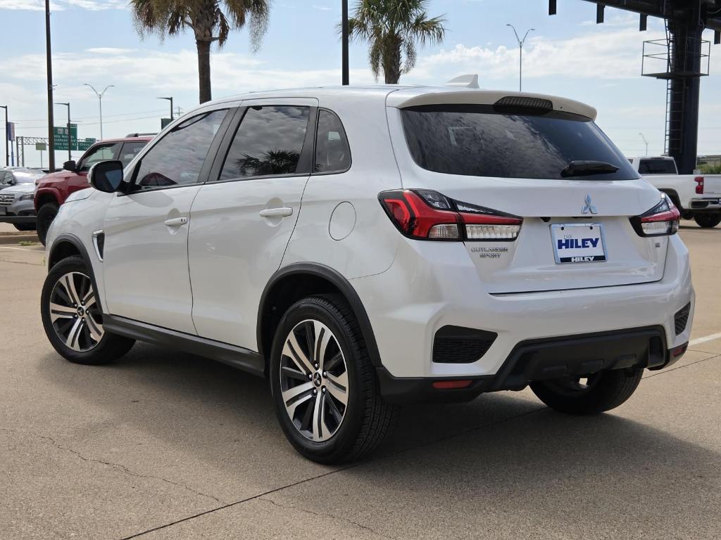 Mitsubishi Outlander Sport 2021