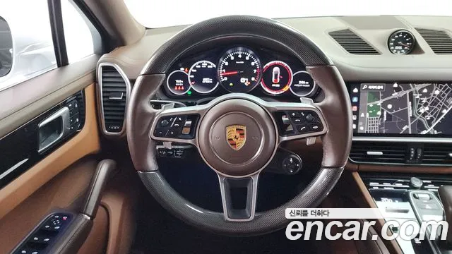 Porsche Cayenne 2022