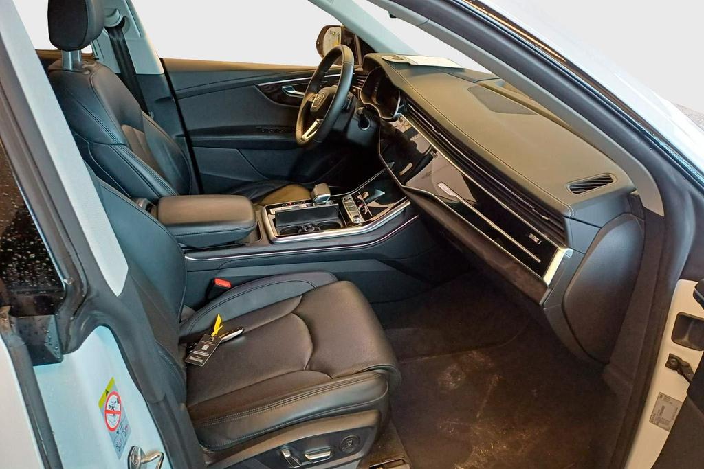 Audi Q8 2022