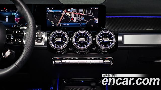 Mercedes-Benz GLB 2025