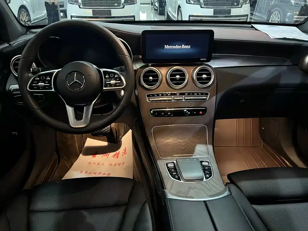 Mercedes-Benz GLC 2021