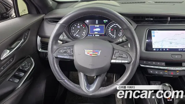 Cadillac XT4 2021