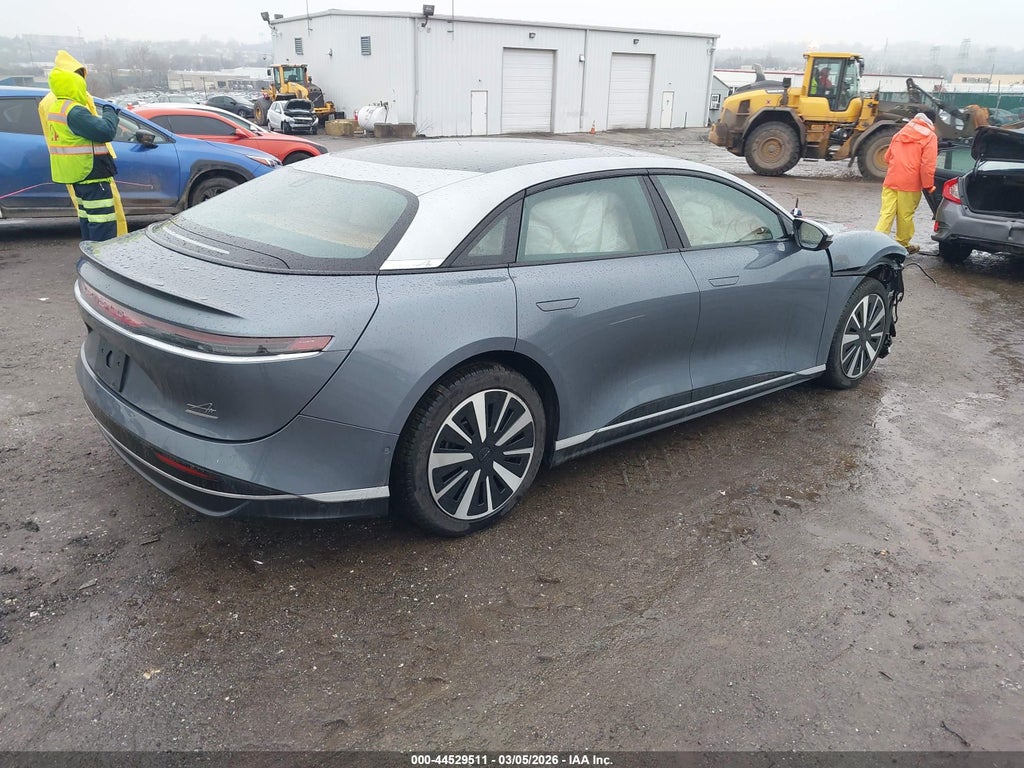 Lucid Air 2025