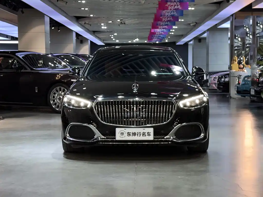 Mercedes-Benz Maybach S-Класс 2022
