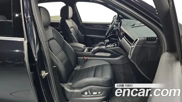Porsche Cayenne 2021