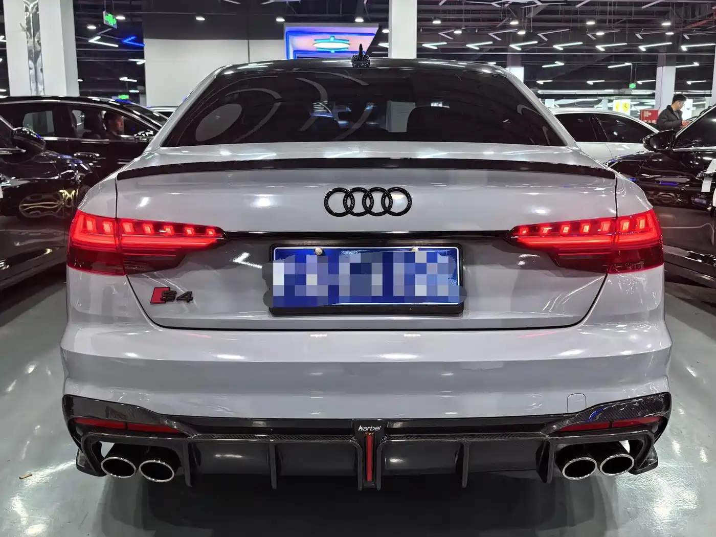 Audi A4 2021