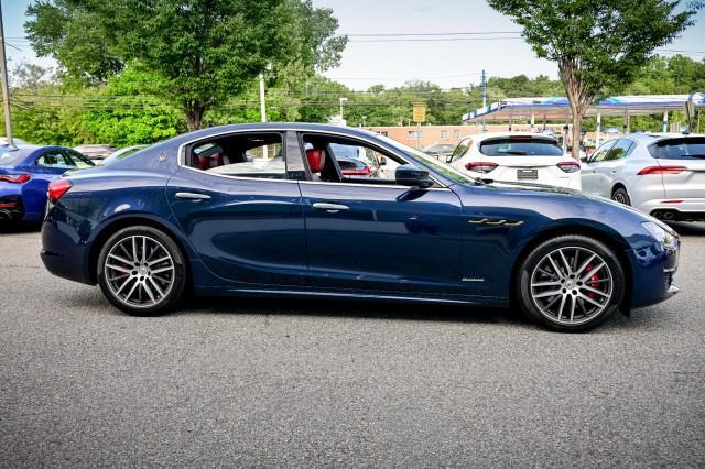 Maserati Ghibli 2021