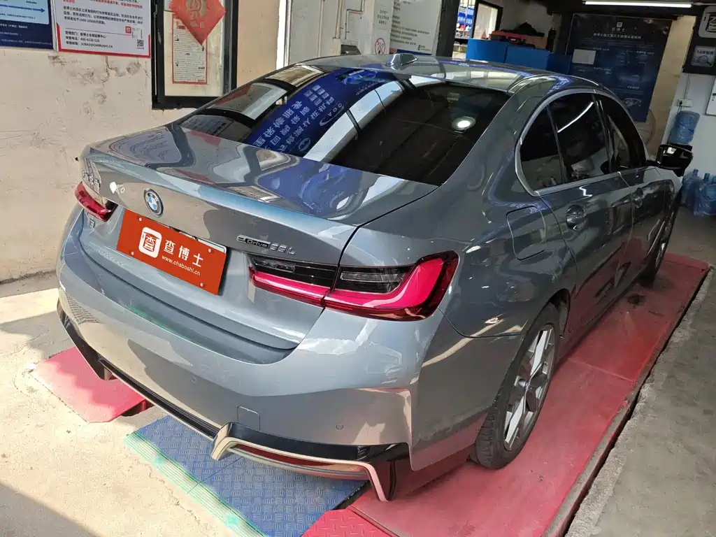 BMW i3 2023