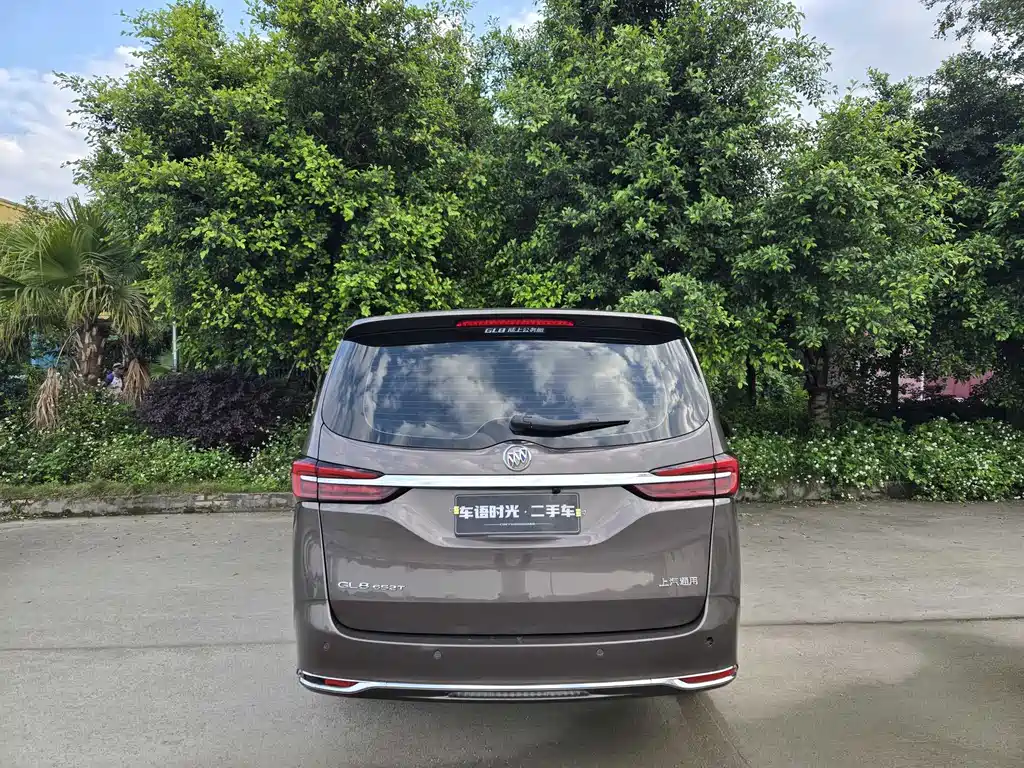 Buick GL8 2023