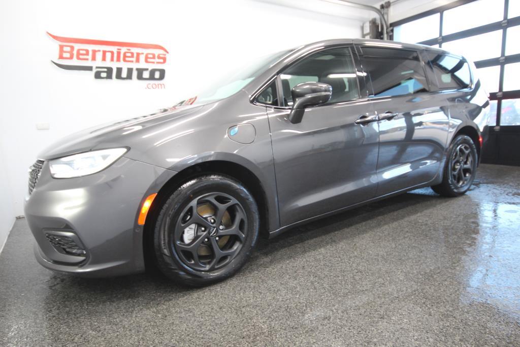 Chrysler Pacifica 2022