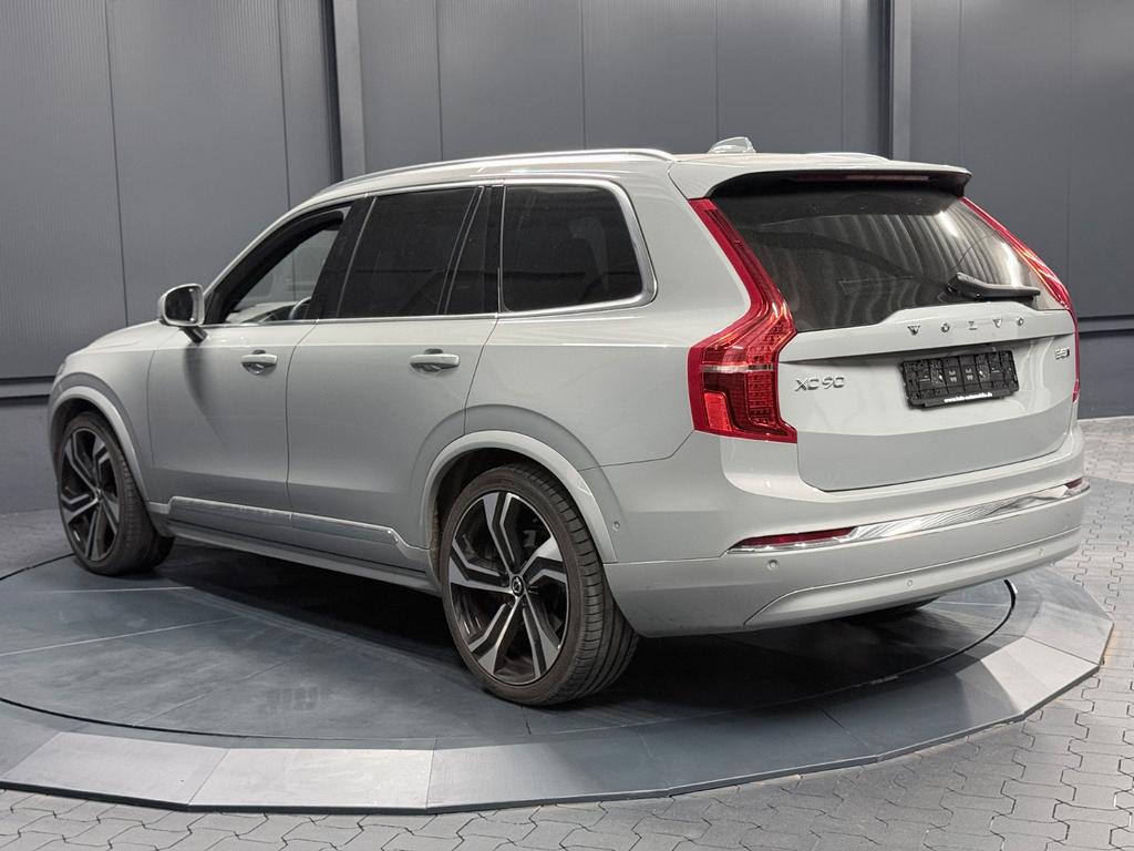Volvo XC90 2023