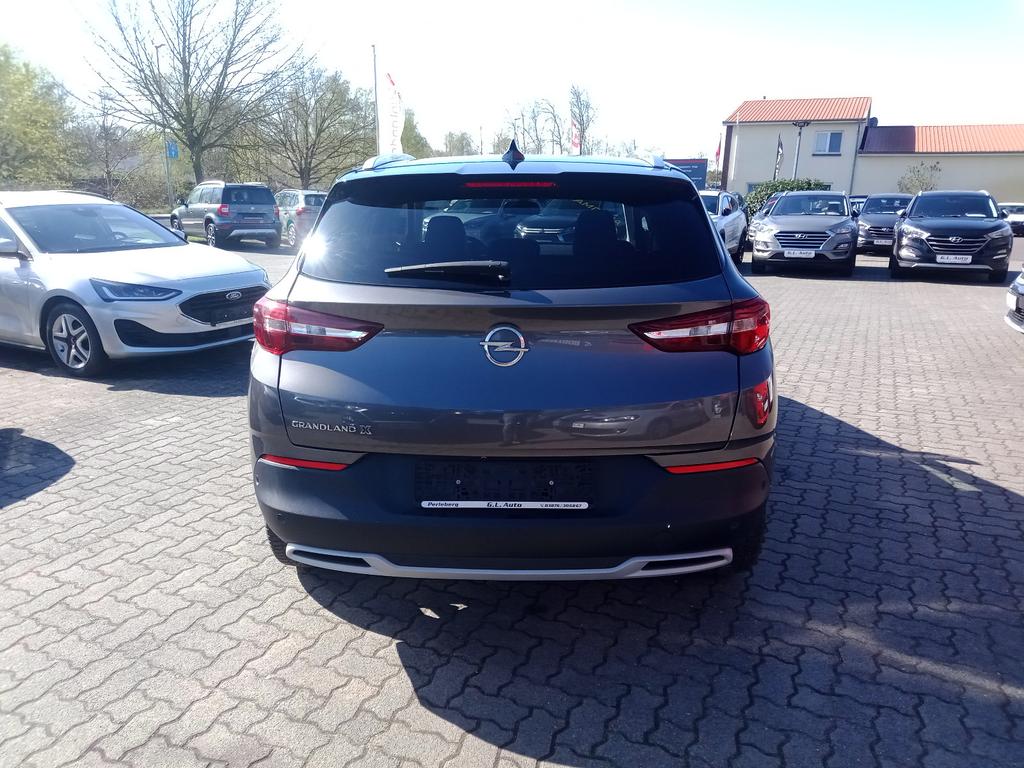 Opel GRANDLAND (X) 2021