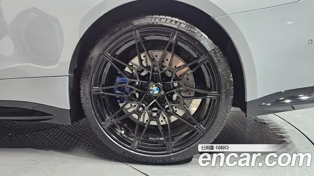 BMW M4 2025
