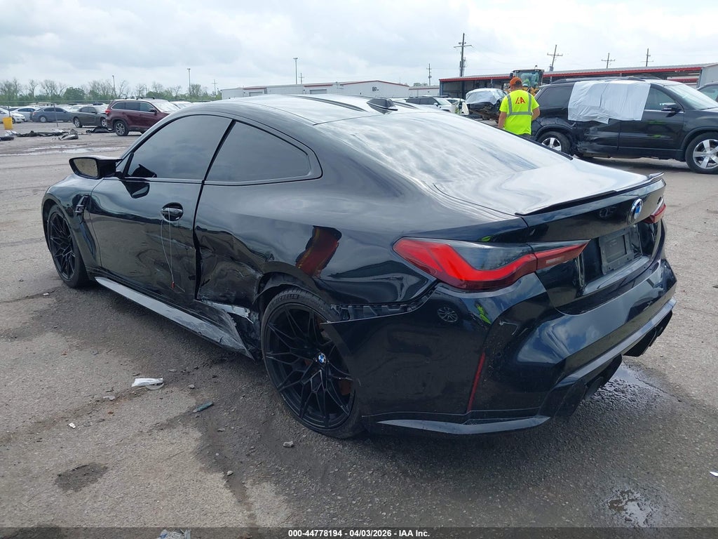 BMW M4 2024