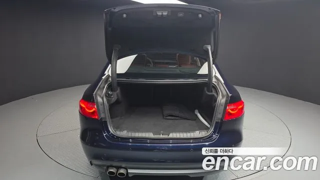 Jaguar XF 2020