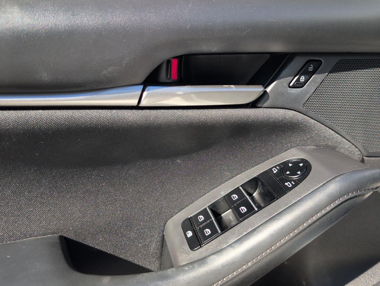 Mazda 3 2023