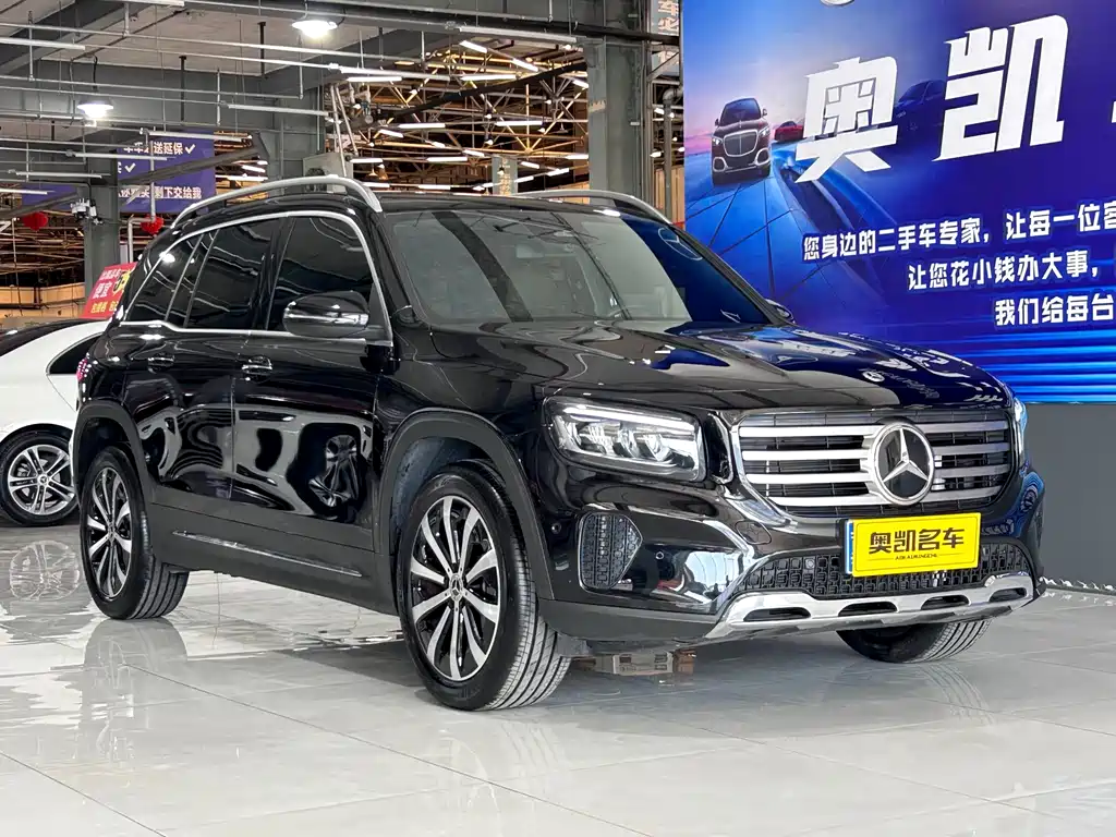 Mercedes-Benz GLB 2025