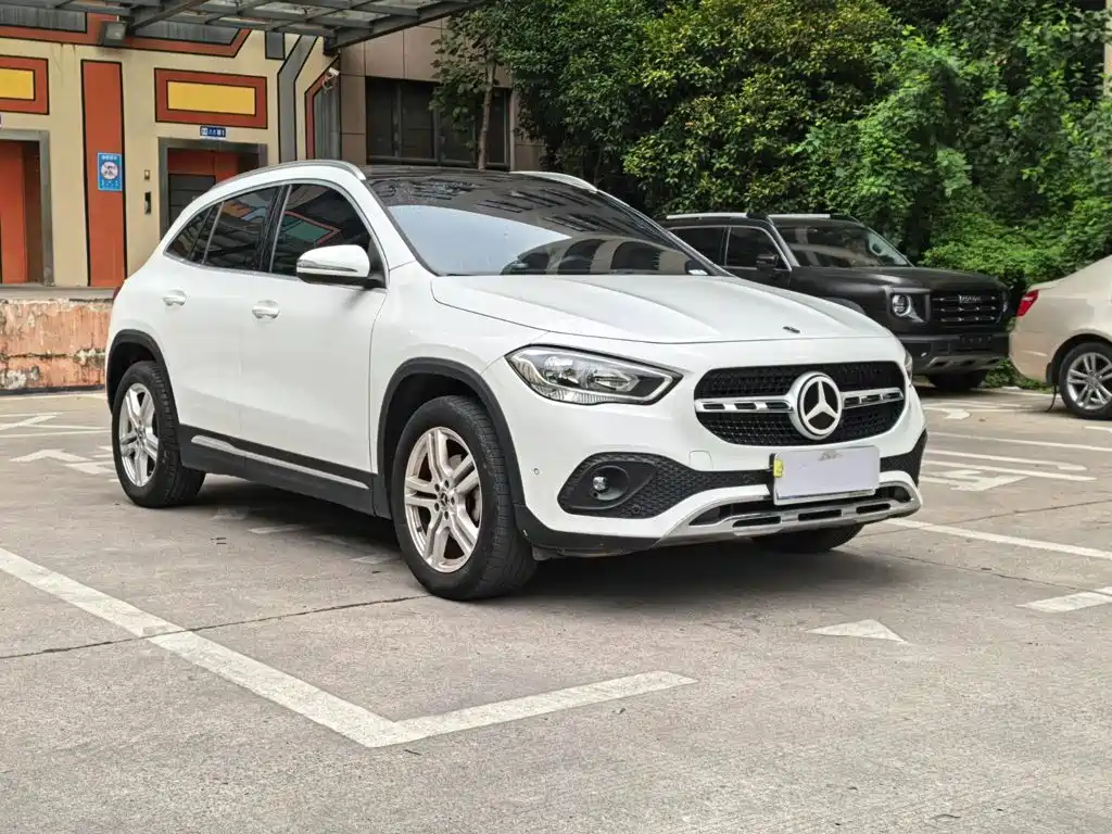 Mercedes-Benz GLA 2022