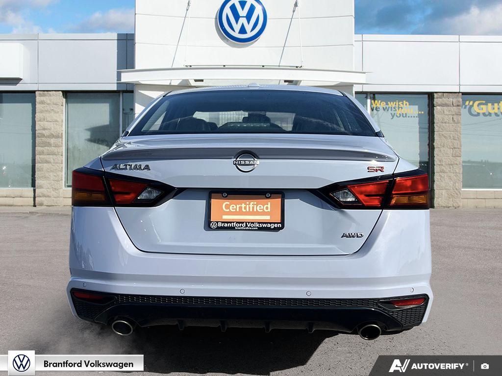 Nissan Altima 2023