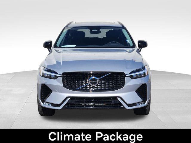 Volvo XC60 2025