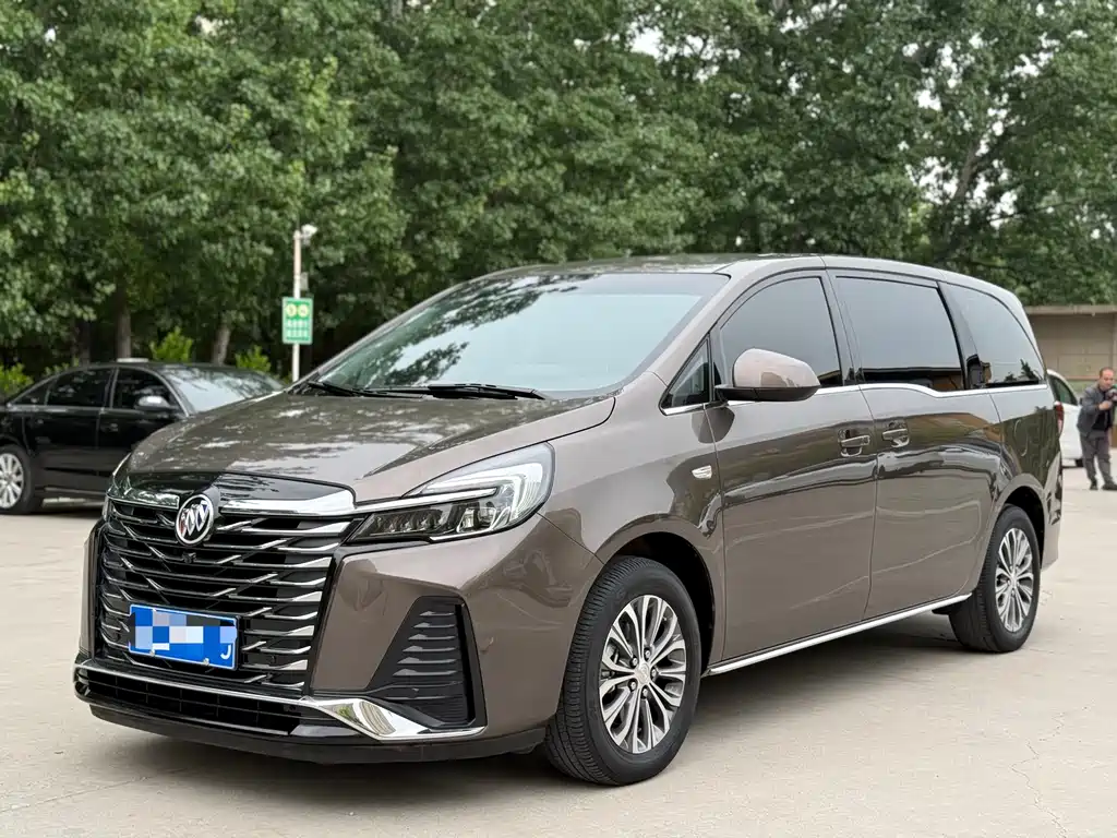 Buick GL8 2024