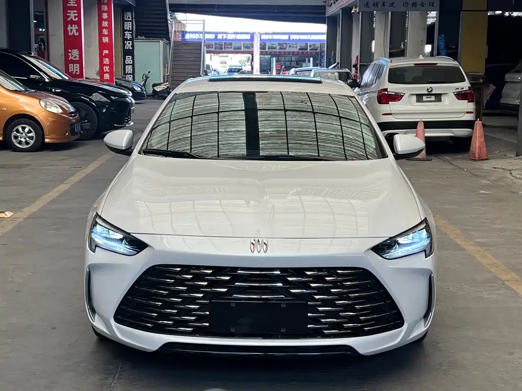 Buick Regal 2024