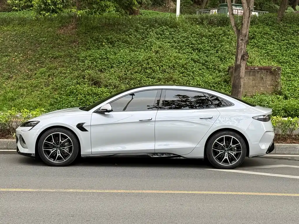 BYD Seal 2024