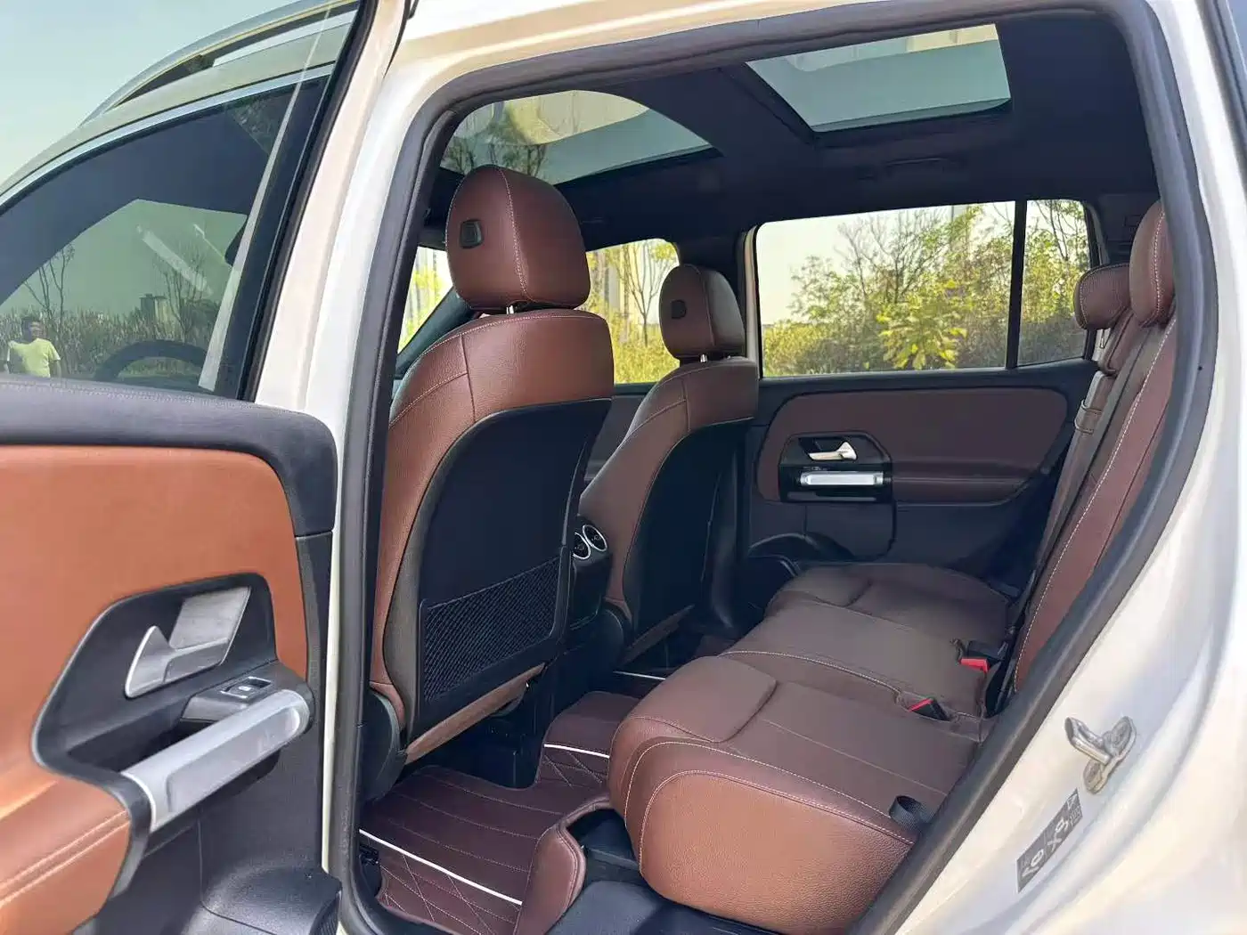 Mercedes-Benz GLB 2025