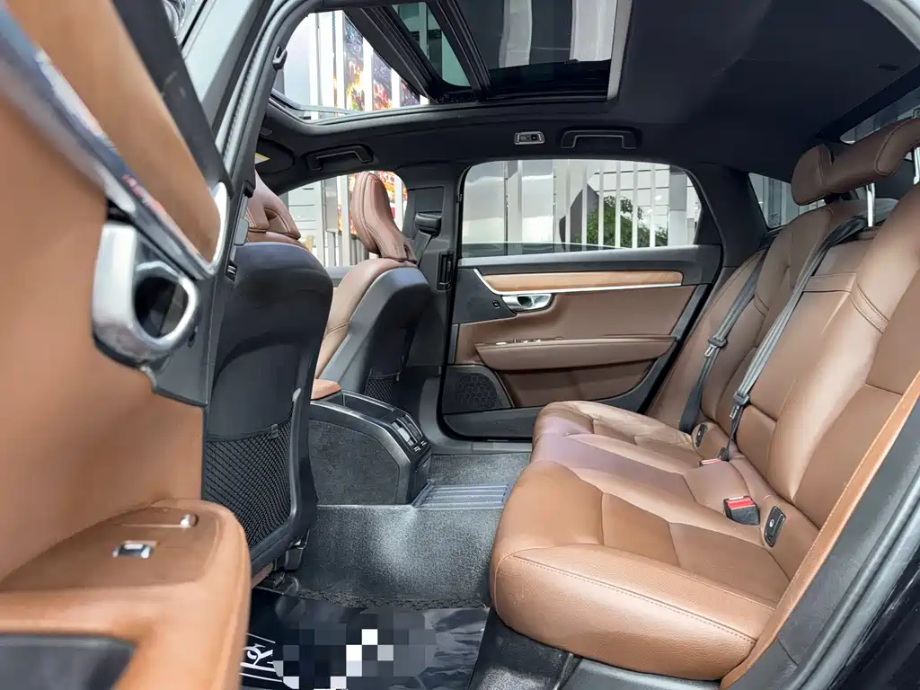 Volvo S90 2021
