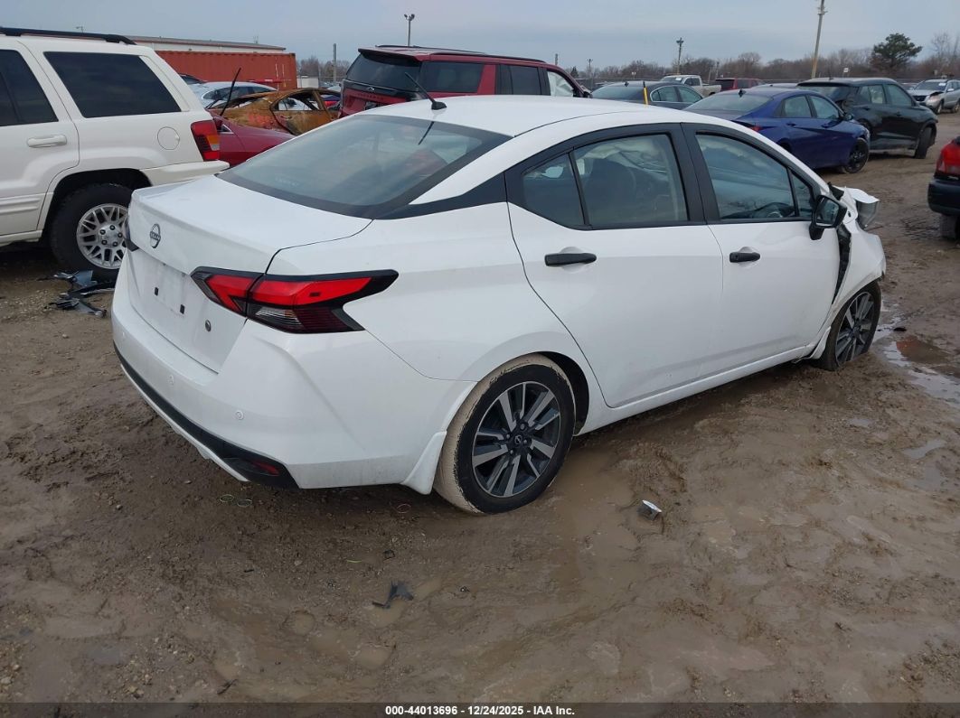 Nissan Versa 2024
