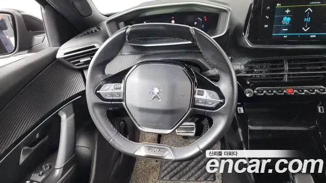 Peugeot 2008 2021