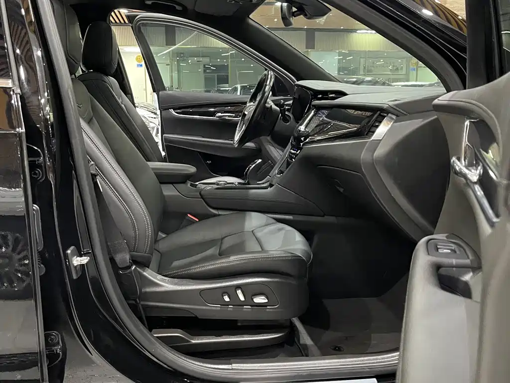 Cadillac XT6 2021