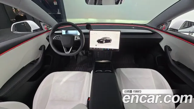 Tesla Model 3 2024