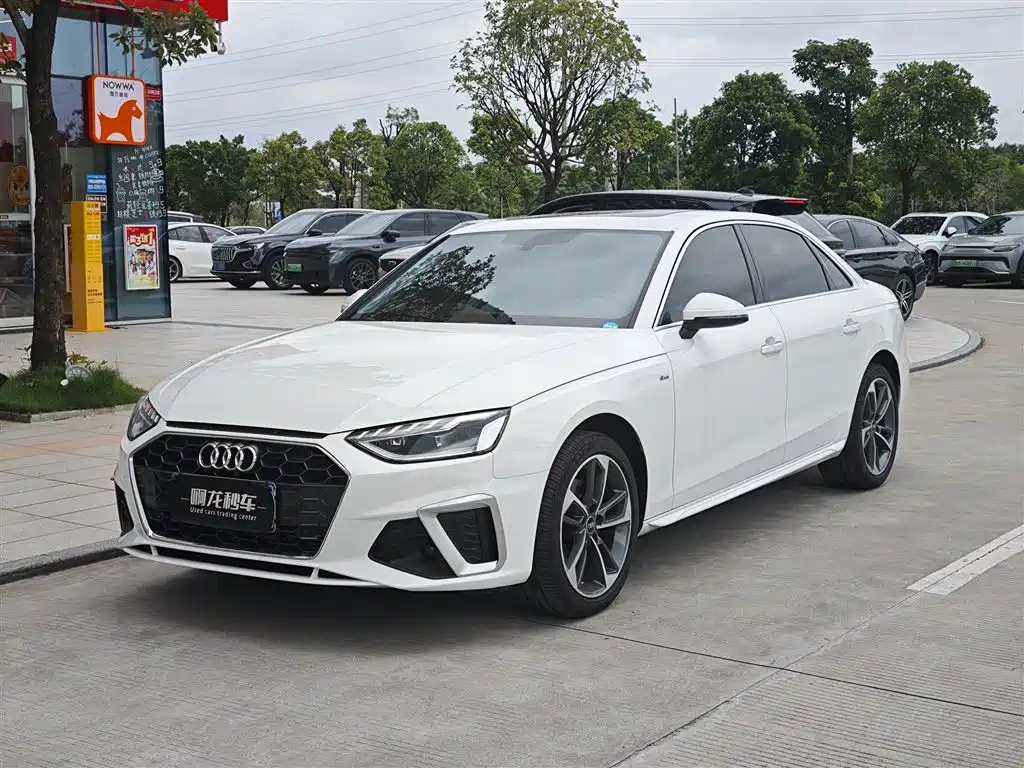 Audi A4 2024
