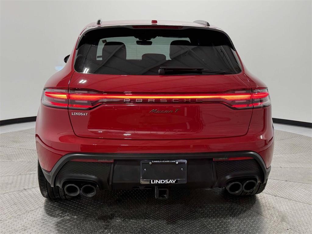 Porsche Macan 2025