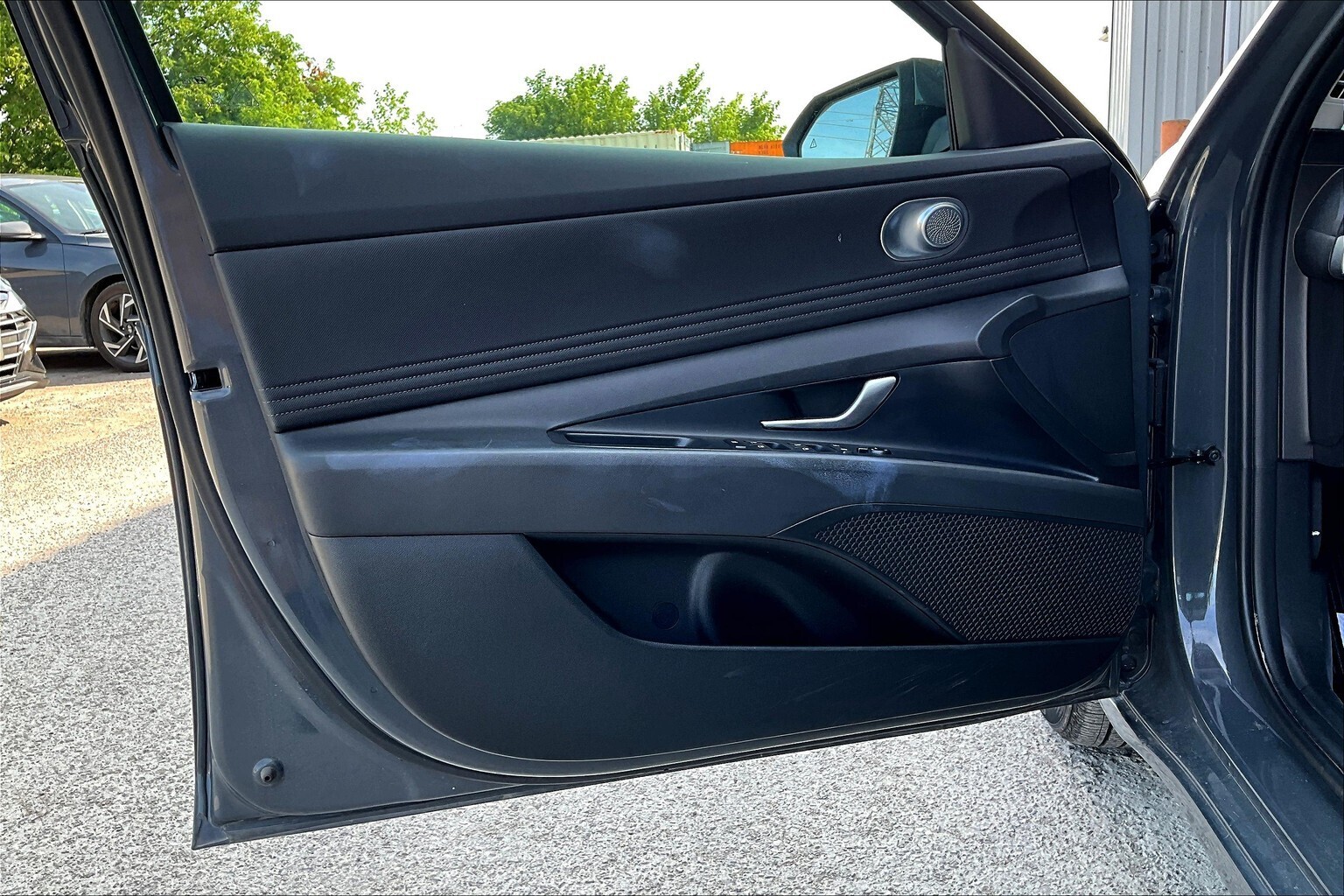 Hyundai Elantra 2024
