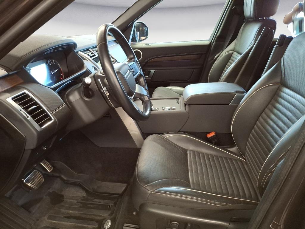 Land Rover Discovery 2023