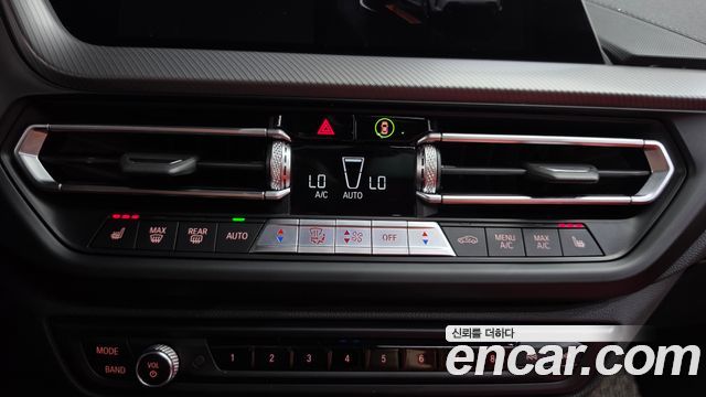 BMW 1 серии 2021