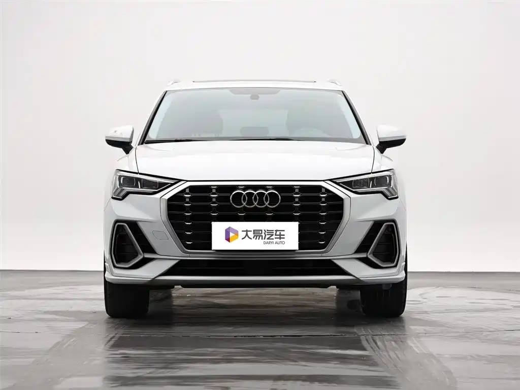 Audi Q3 2021