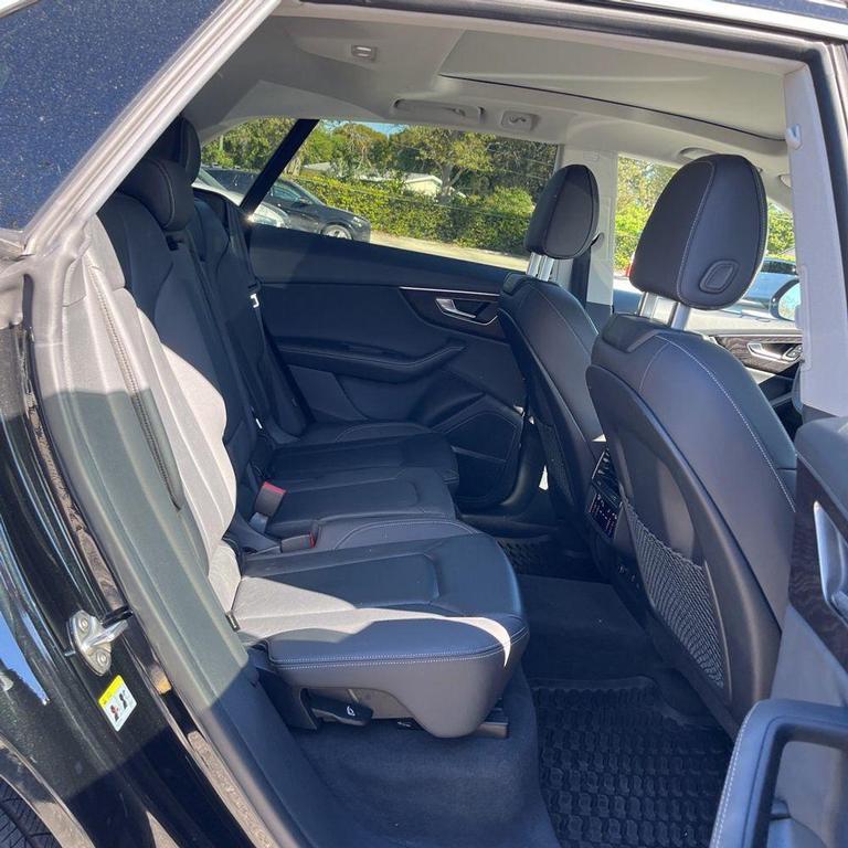 Audi Q8 2023