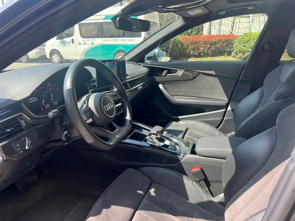 Audi A4 2022