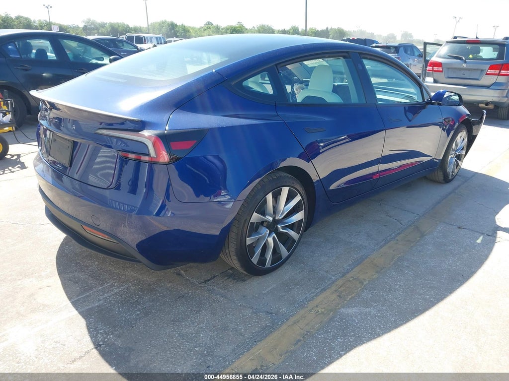 Tesla Model 3 2025