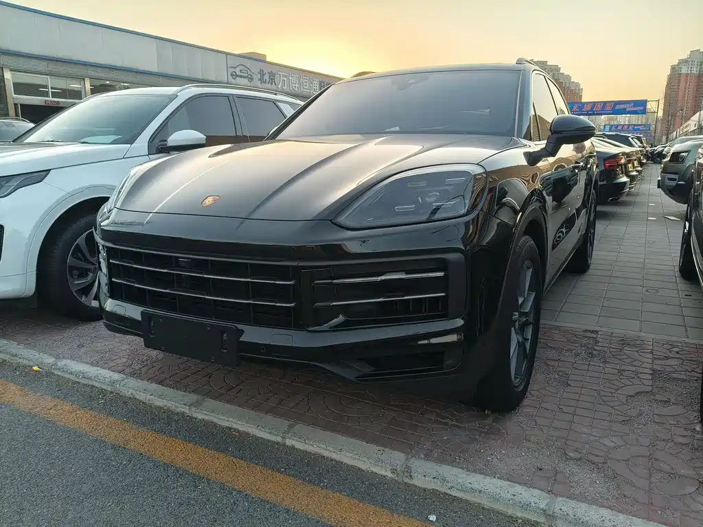 Porsche Cayenne 2023