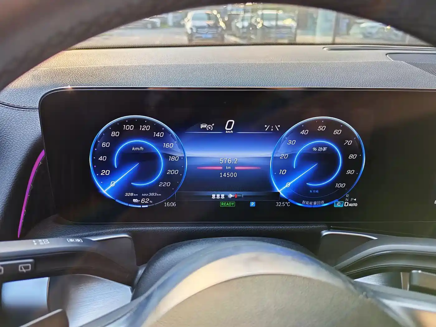 Mercedes-Benz EQB 2024