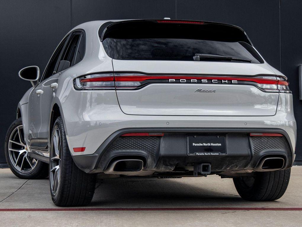 Porsche Macan 2024