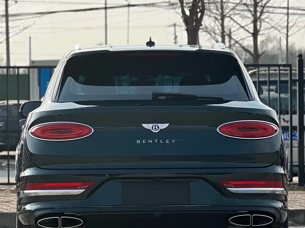 Bentley Bentayga 2022