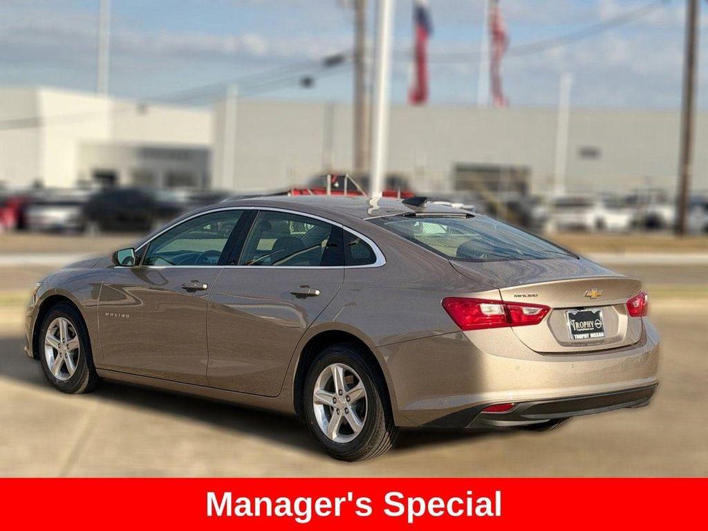Chevrolet Malibu 2025