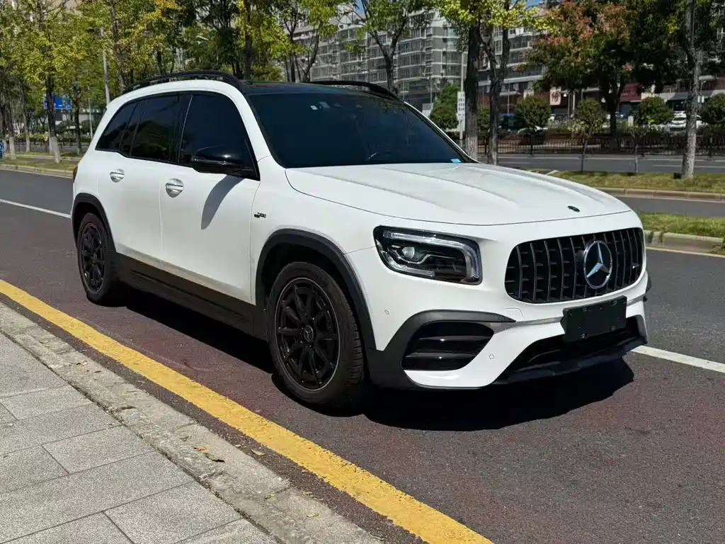 Mercedes-Benz GLB AMG 2022