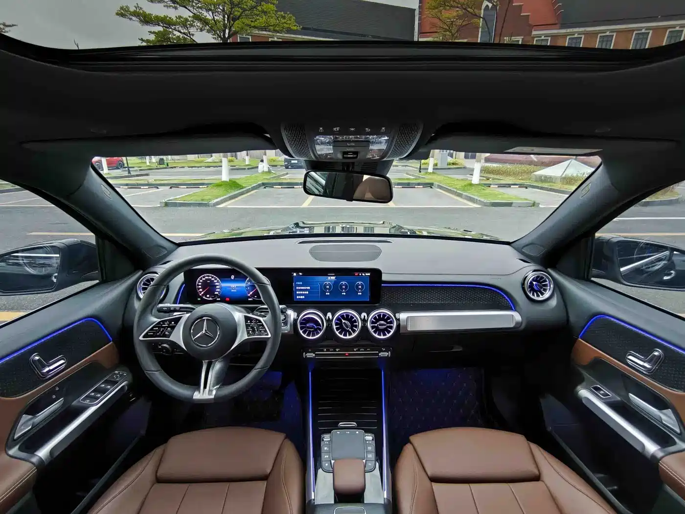 Mercedes-Benz GLB 2024