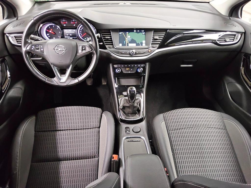 Opel Astra 2021
